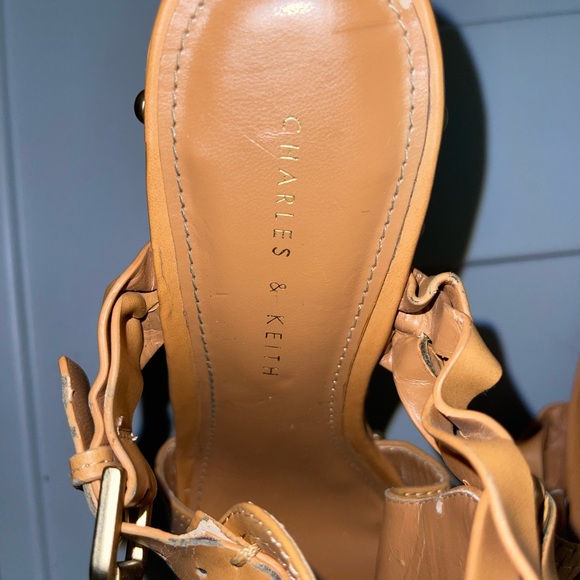 Charles & Keith platform mule-style sandal, used, braided detail - Picture 4 of 8